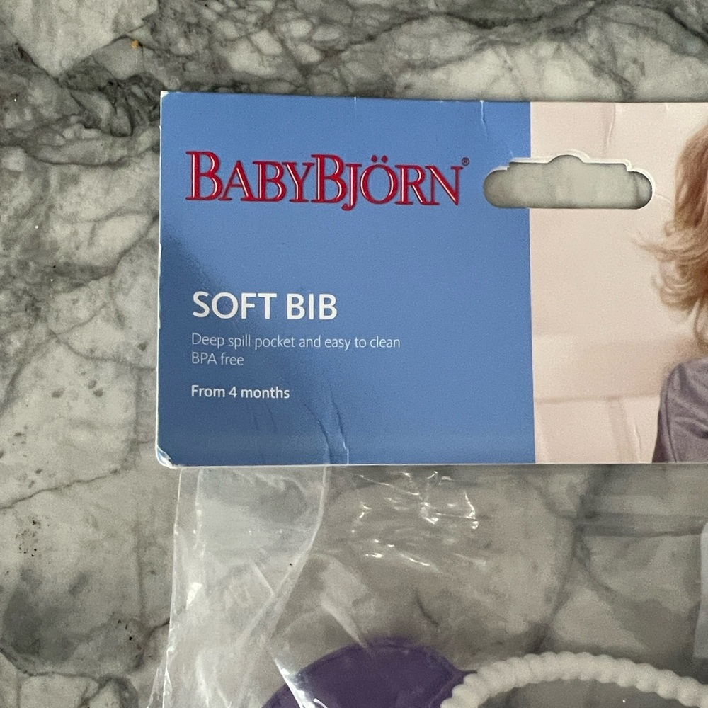 BabyBjörn Purple Soft Bib for Kids - Picture 4 of 4